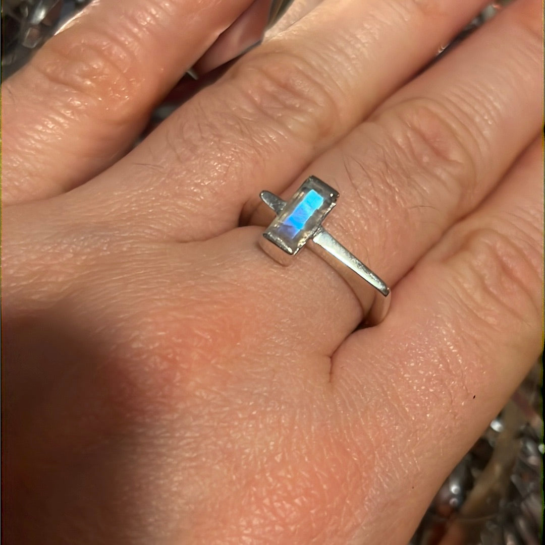 Moonstone 925 Silver Ring -  Size N