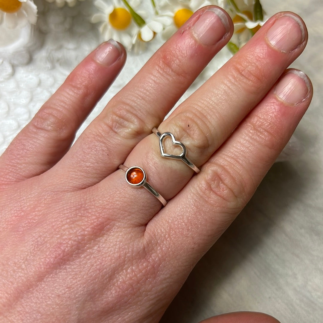 Amber Double Sided Heart Sterling 925 Silver Ring - Size N