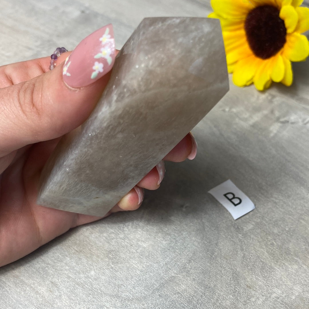 Belomorite - Cream Moonstone and Sunstone Towers
