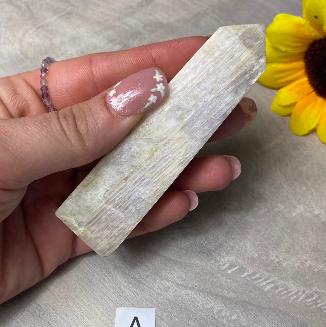 Belomorite - Cream Moonstone and Sunstone Towers