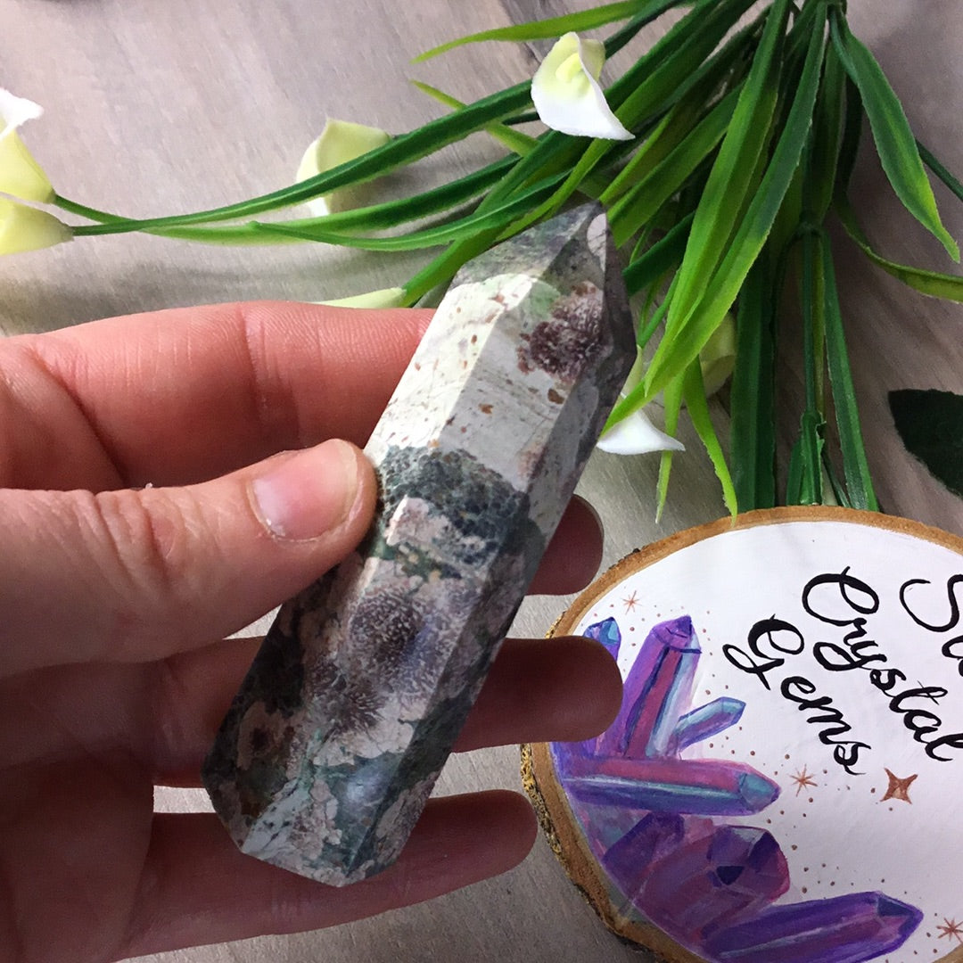 Rhyolite flowers in green African Jasper Tower