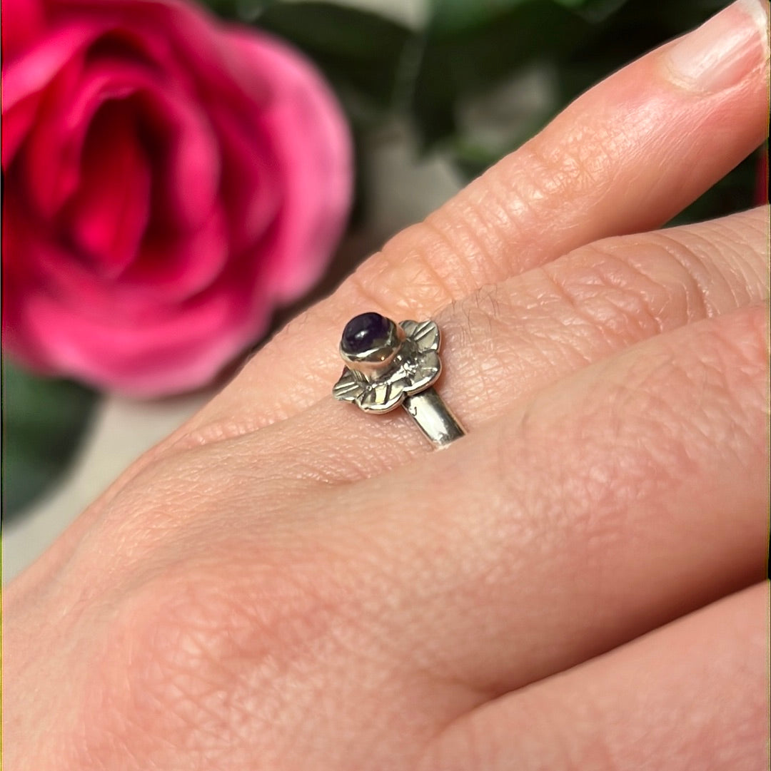 Amethyst Flower 925 Sterling Silver Ring - Size M