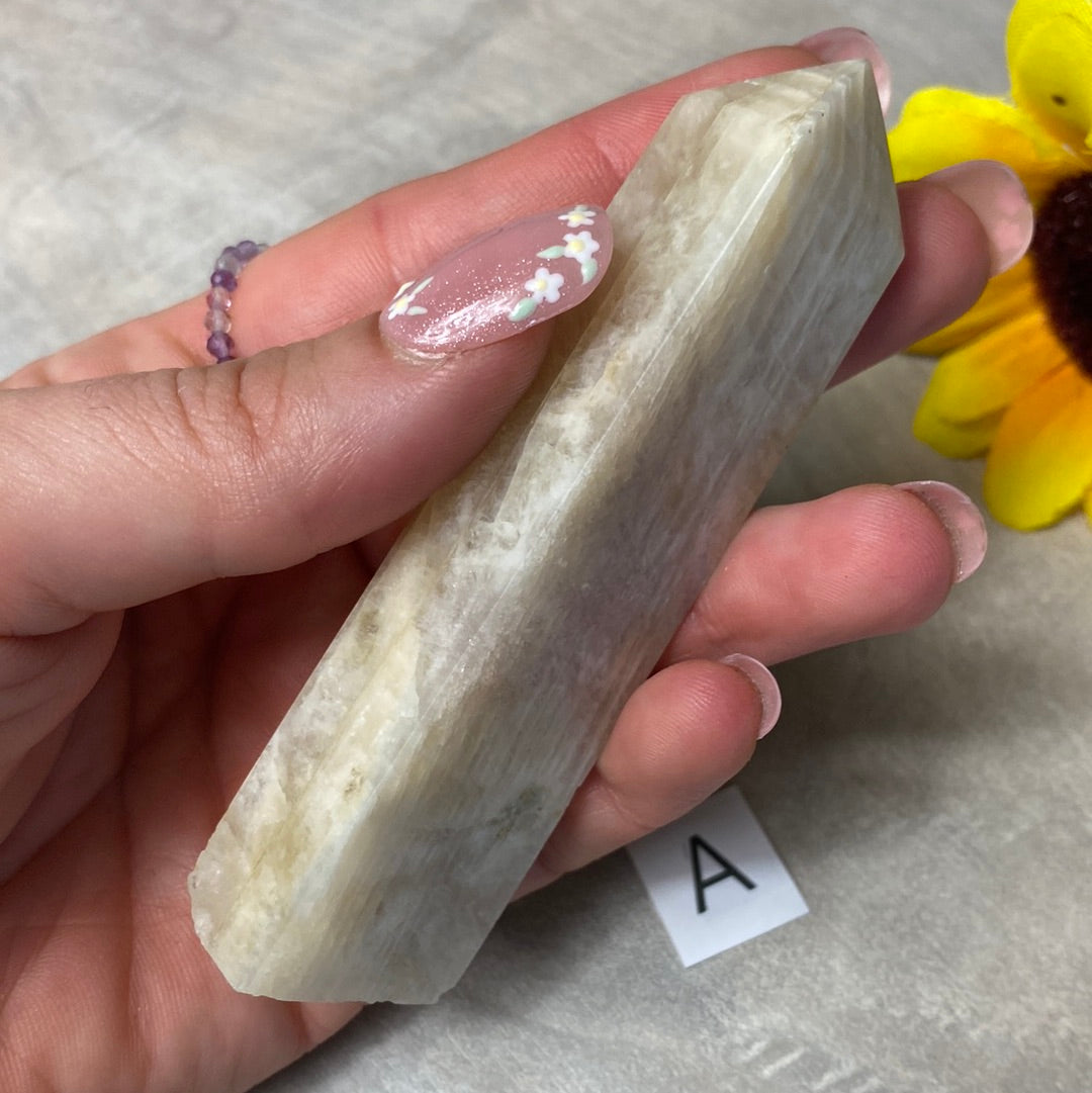 Belomorite - Cream Moonstone and Sunstone Towers