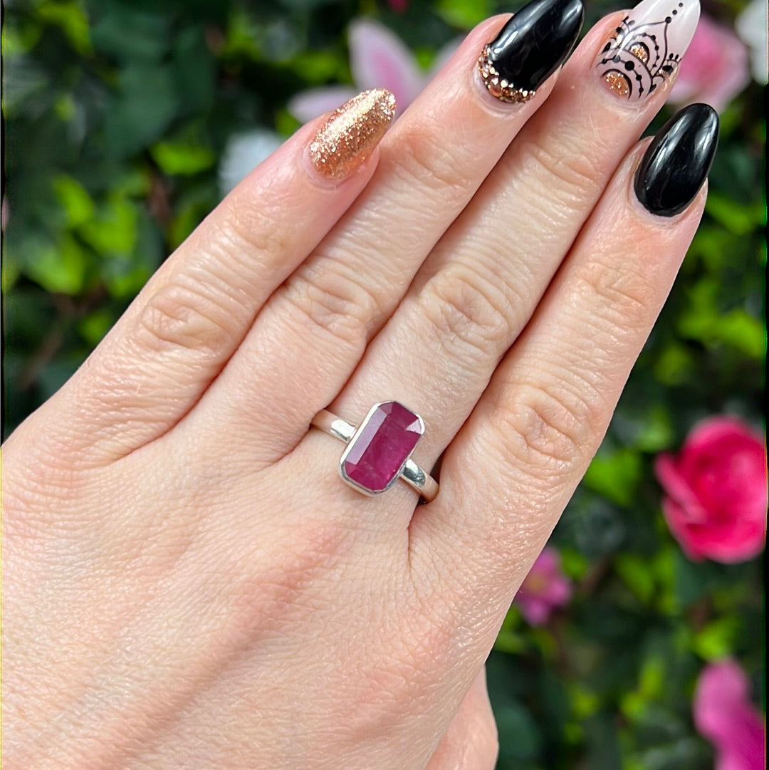 Ruby Natural Facet 925 Sterling Silver Ring - Size S