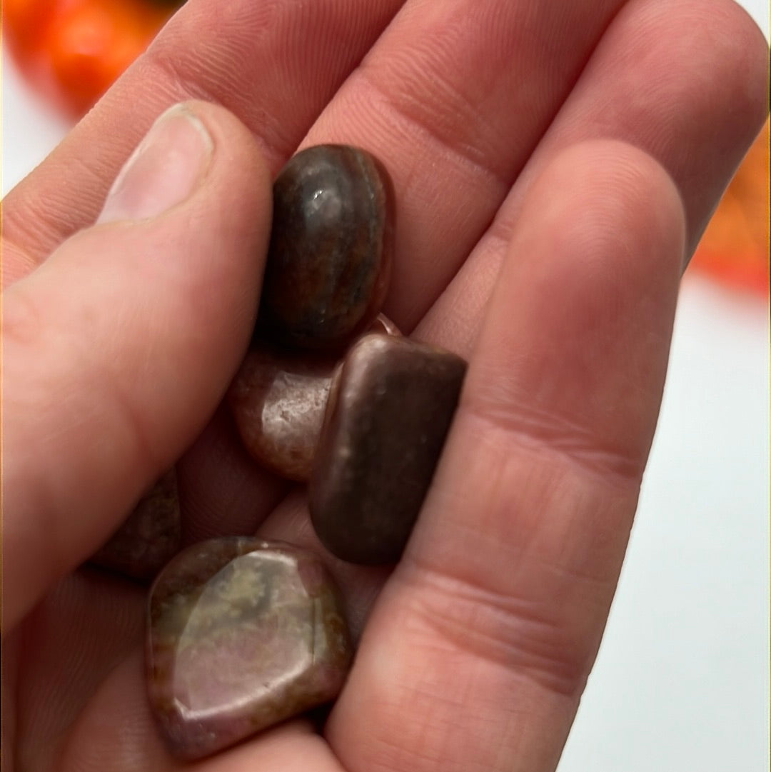 Bustamite Tumble Tumblestone