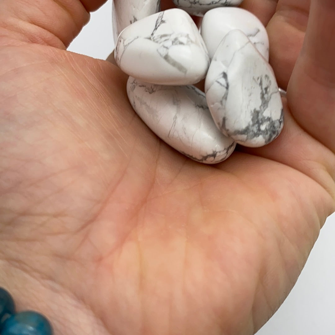 White Howlite polished tumble tumblestone