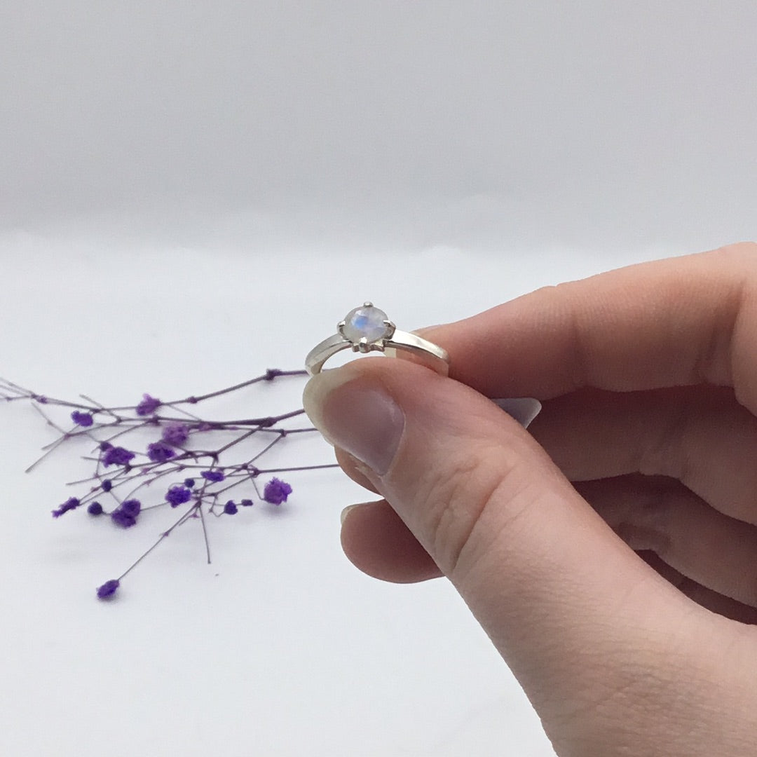 Moonstone 925 Sterling Silver Ring -  Size L 1/2