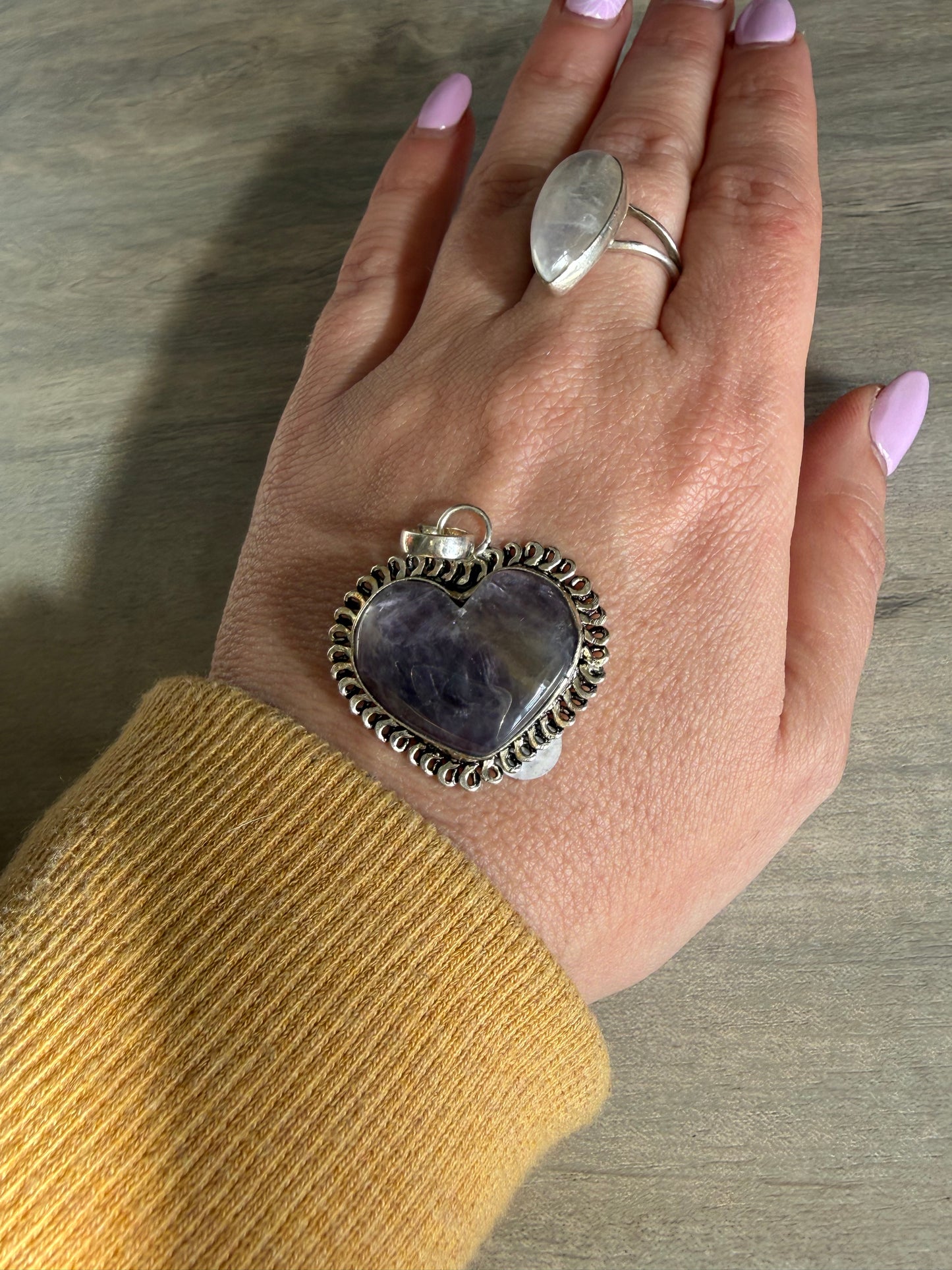 Amethyst Heart Pendant - Silver plated