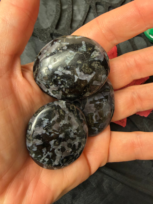 Magic Merlinite - Indigo Gabro Palm