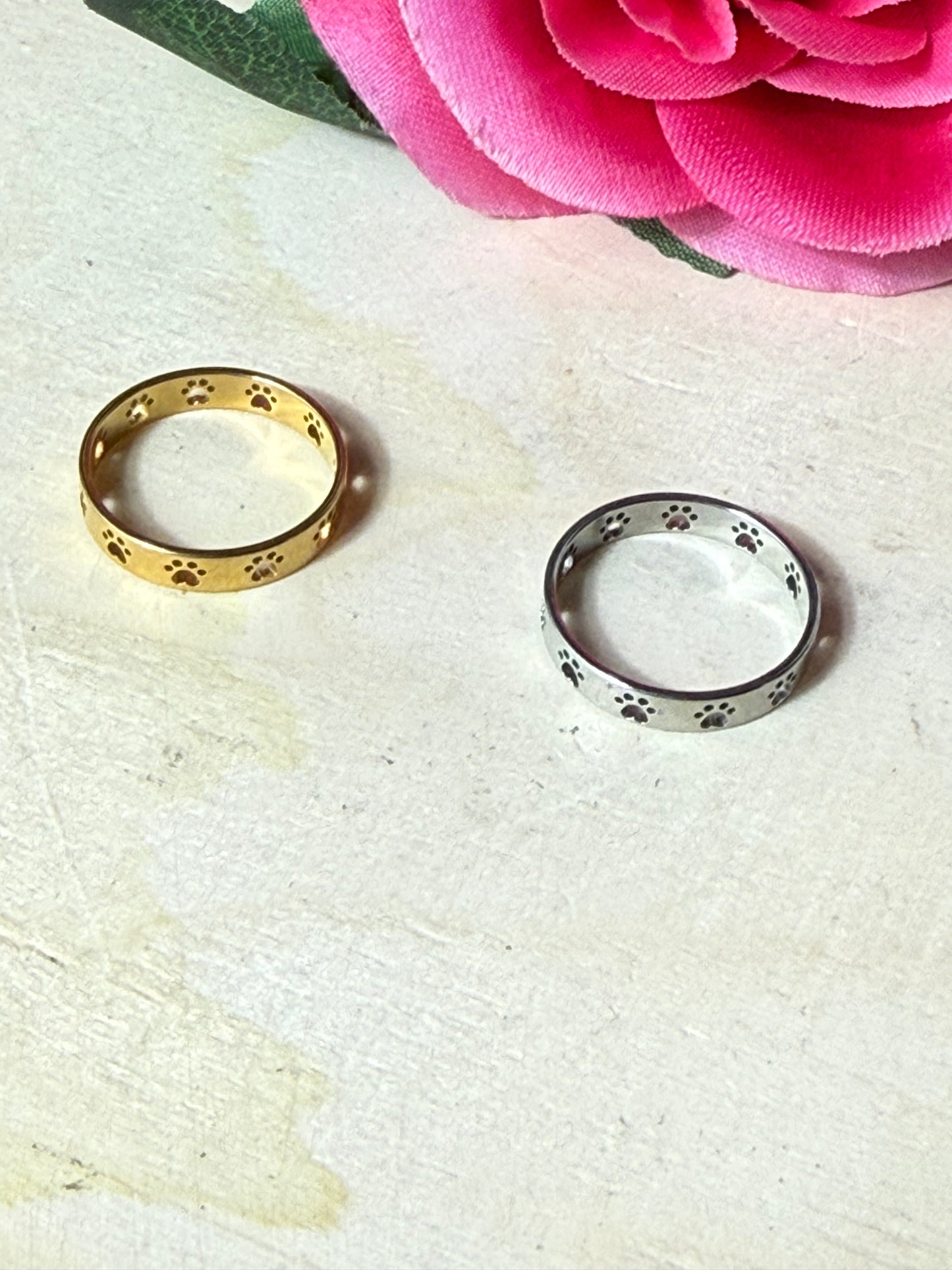 Paw Cutout Ring