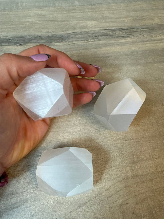 Selenite Chunks / Freeforms