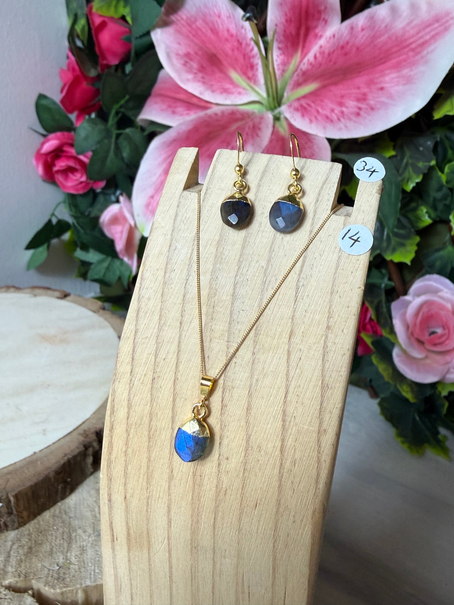 Lab Facet Earring & Necklace 18K Gold Set