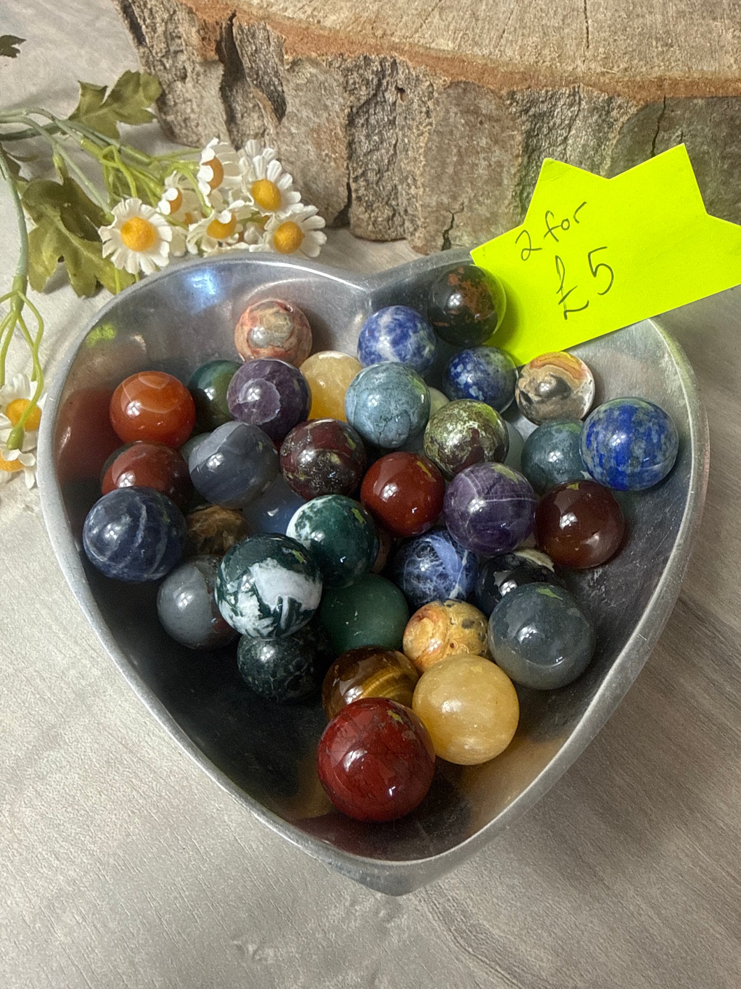 2 x Mystery spheres - 20mm