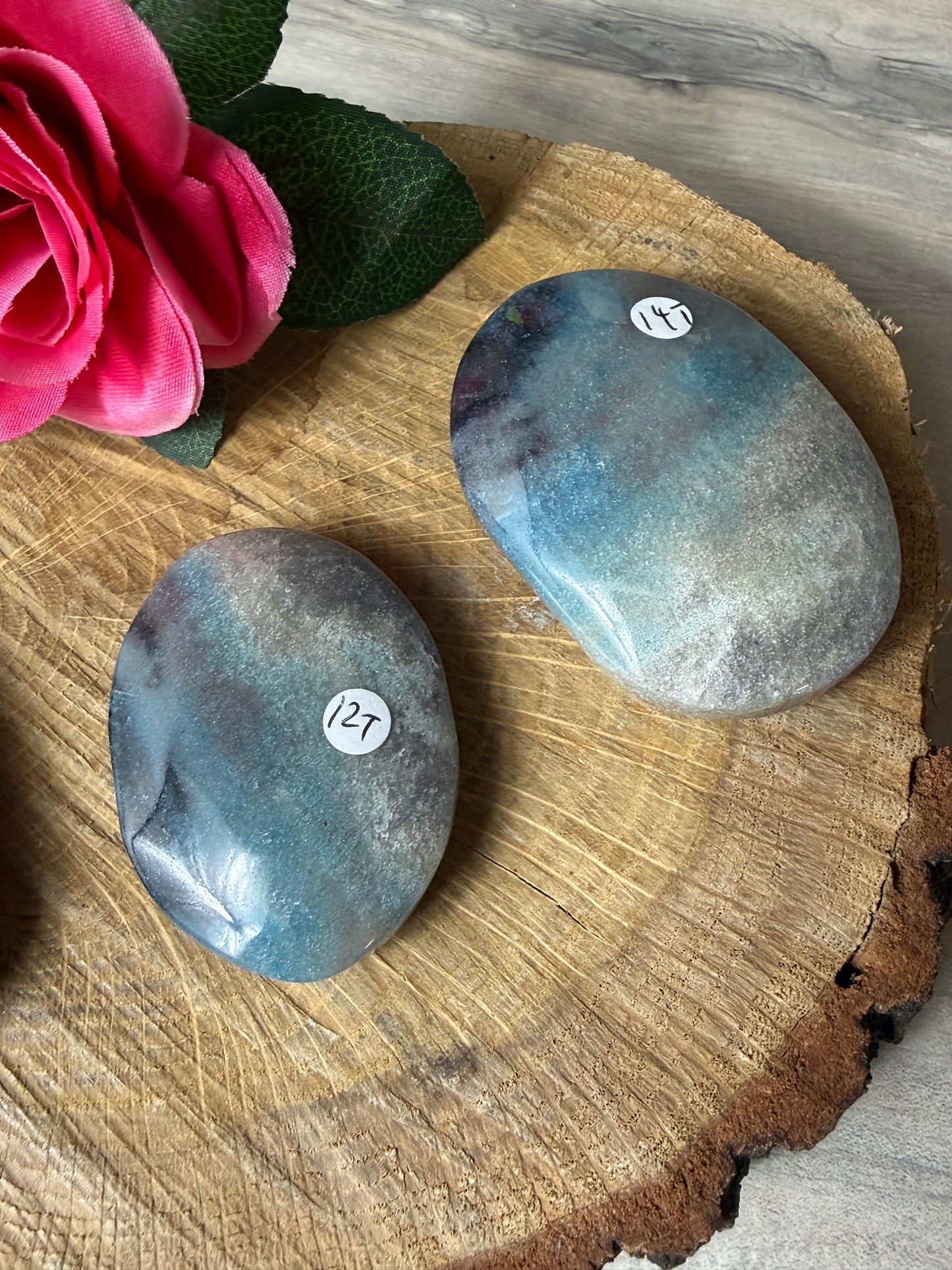 Trolleite Palm Stone
