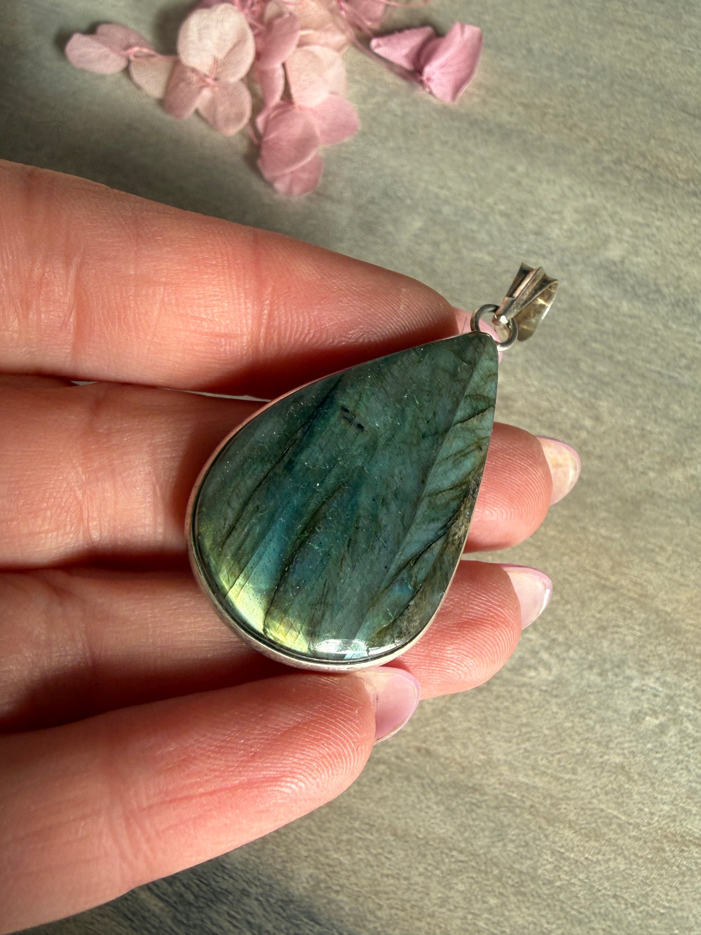 Labradorite Teardrop Pendant - Silver plated
