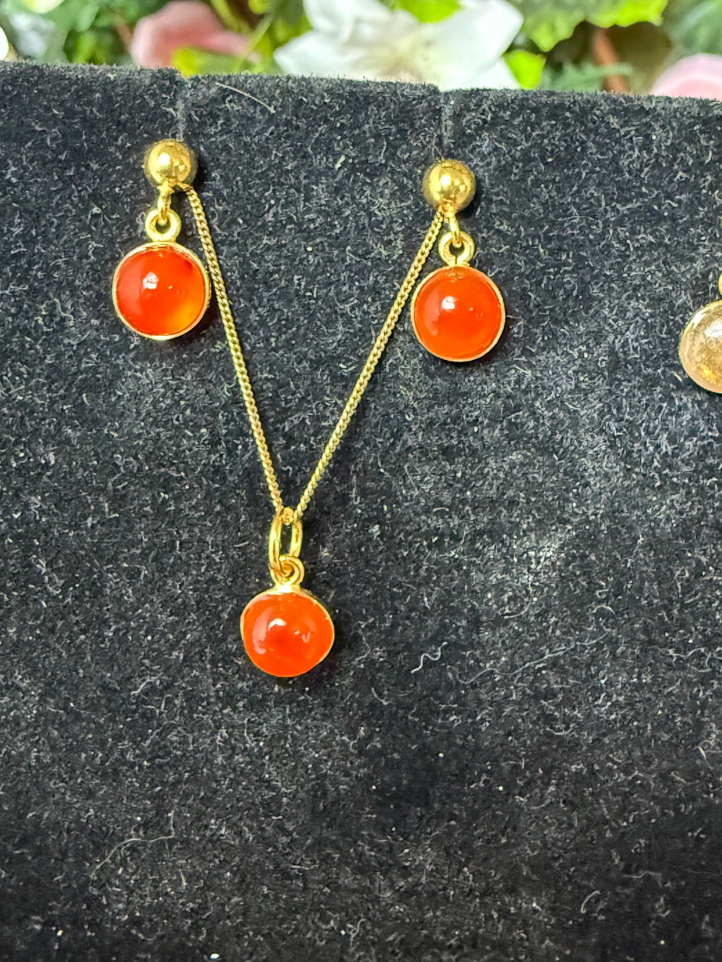 Carnelian Earring & Necklace 18K Gold Set
