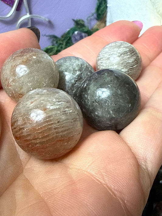 Thousand Layer Lodolite Garden Quartz Sphere - 20mm