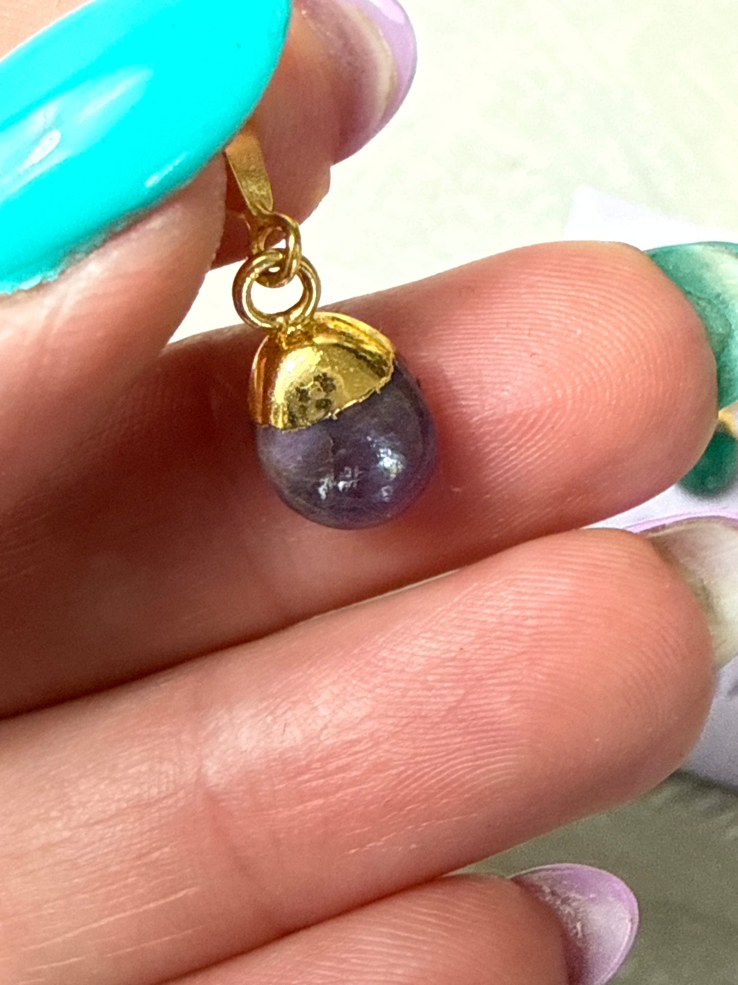 Oval droplet 18K Gold Handmade Pendant