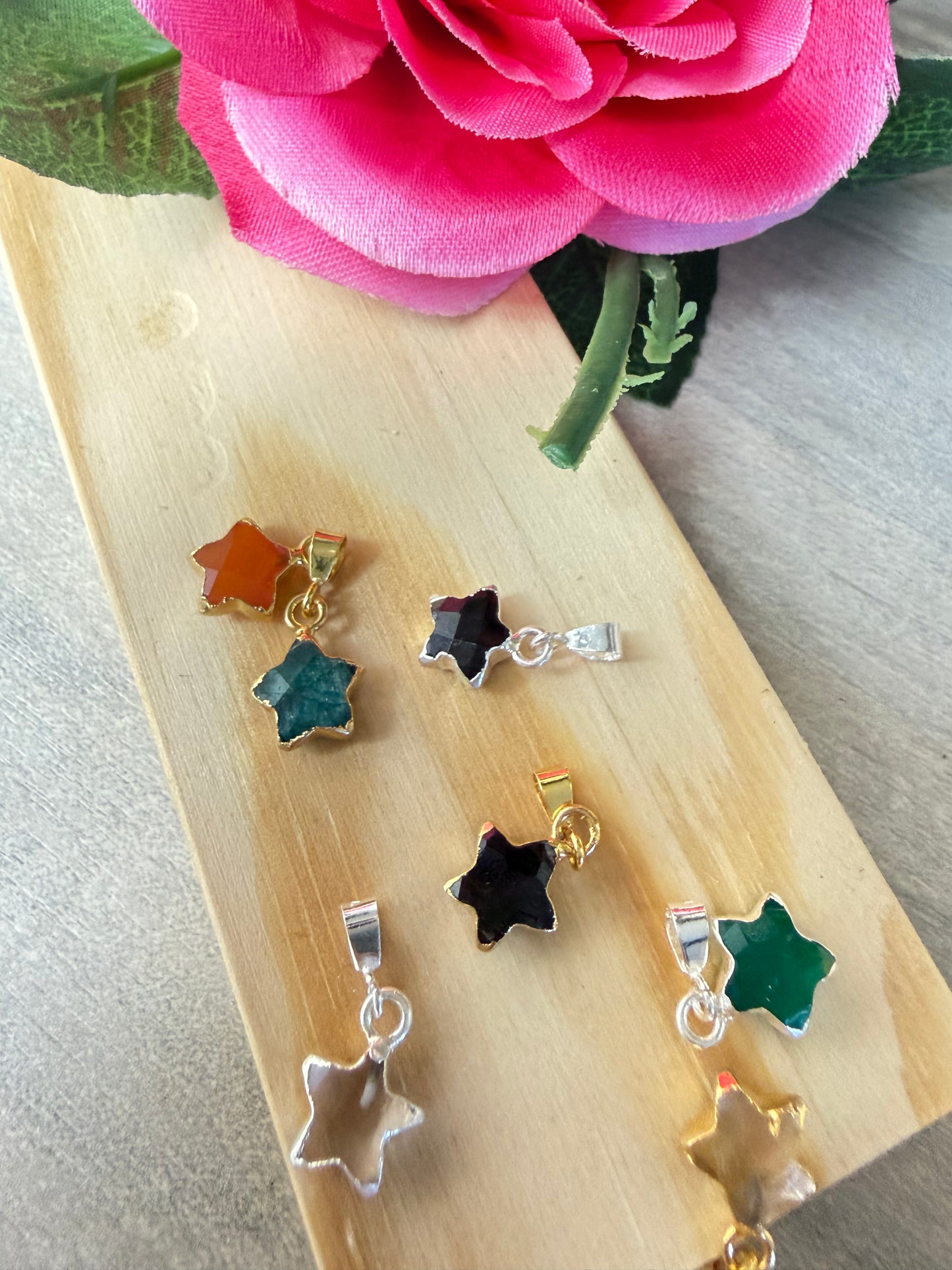 Dinky Star Pendant
