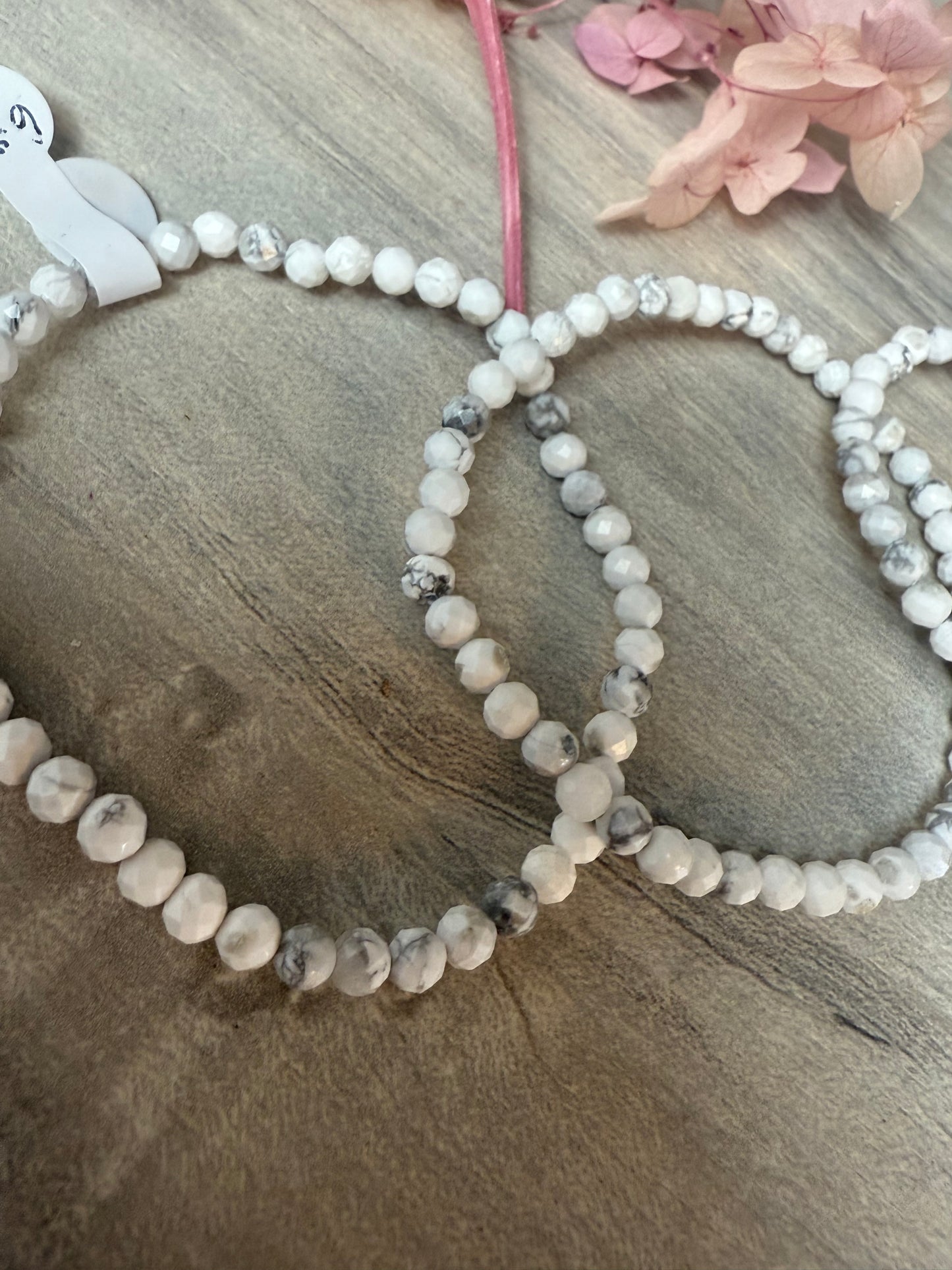 Facet Howlite Bracelet