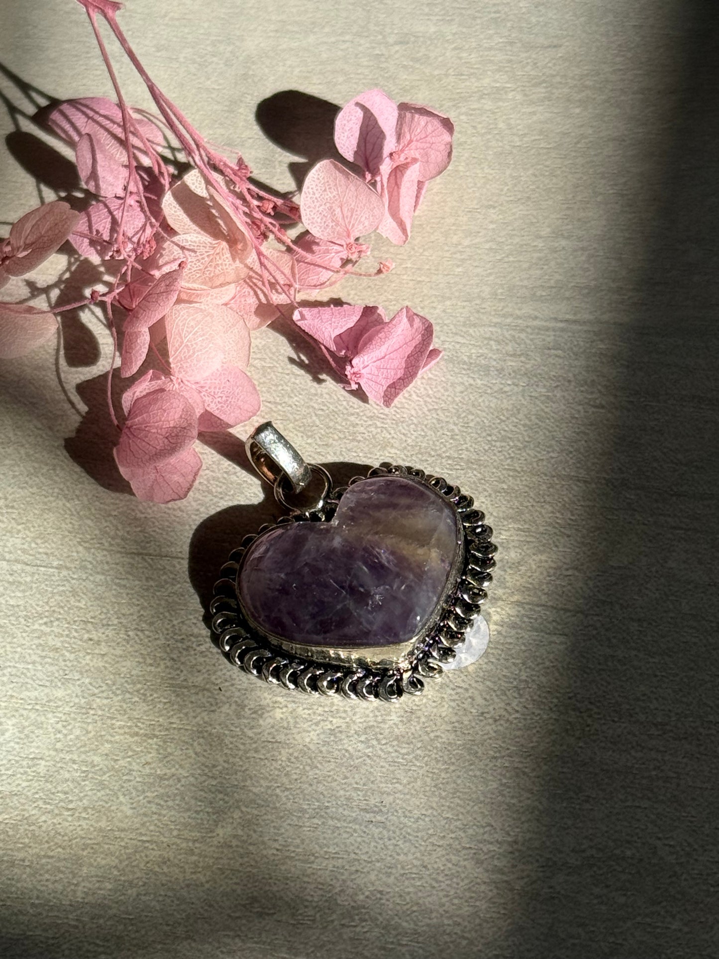Amethyst Heart Pendant - Silver plated