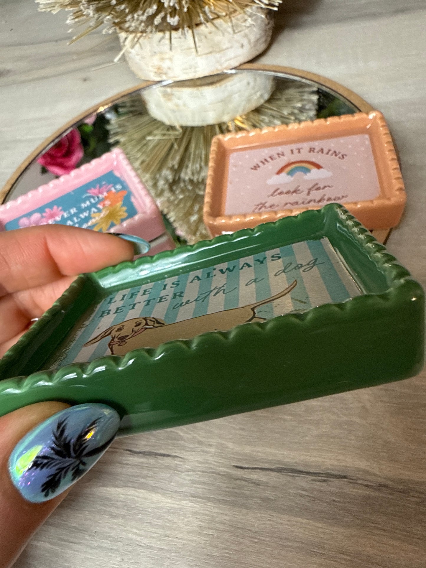 Scallop Vintage Look Trinket Dish