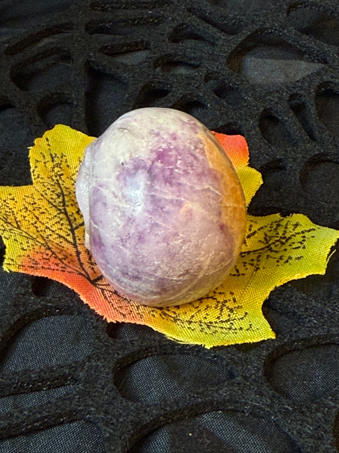 Lepidolite with stilbite Skull