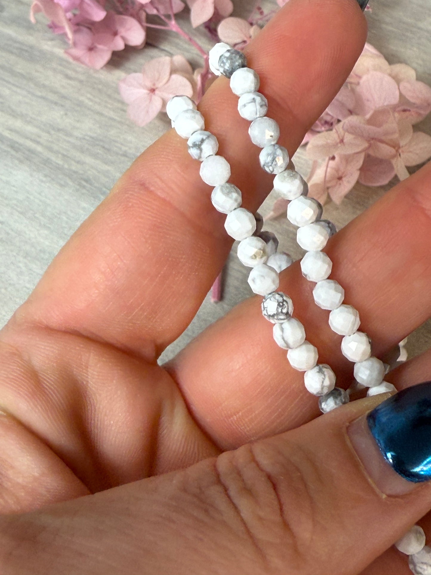 Facet Howlite Bracelet