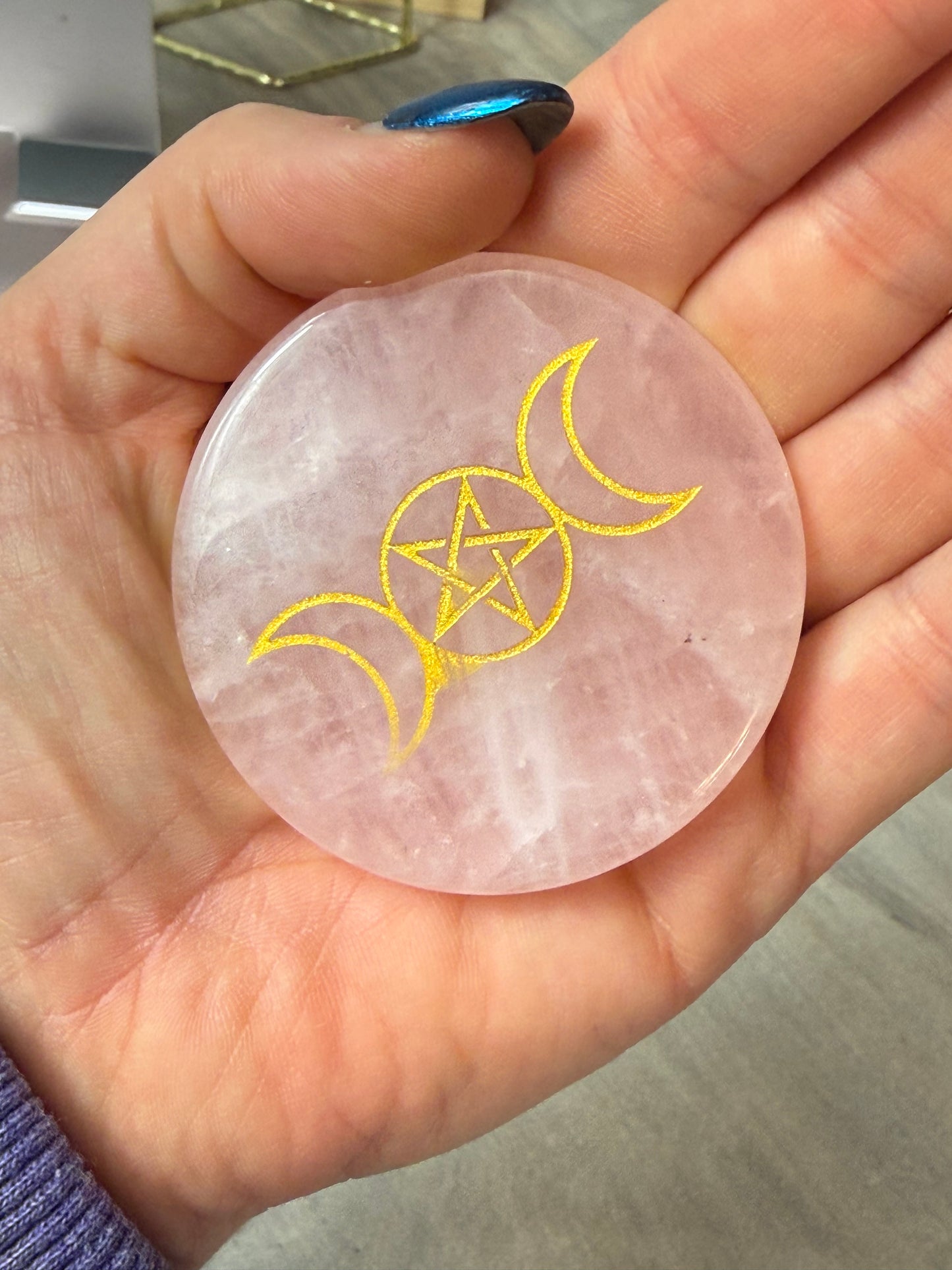 Goddess Rose Disc Palm Stone