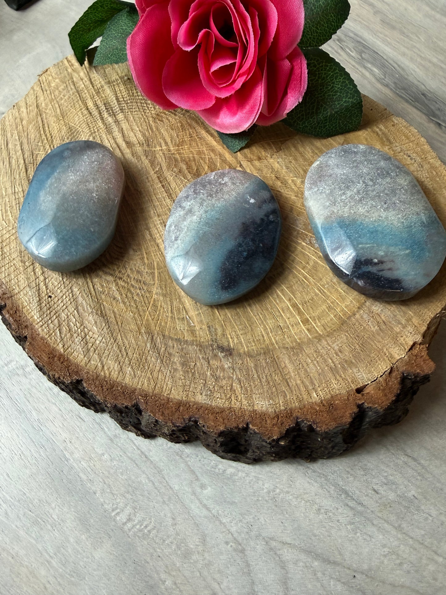Trolleite Palm Stone