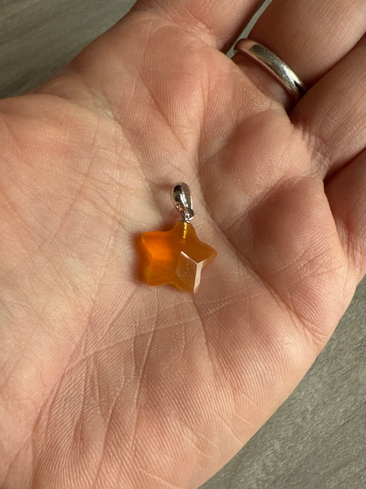 Carnelian Star - Facet 925 Pendant