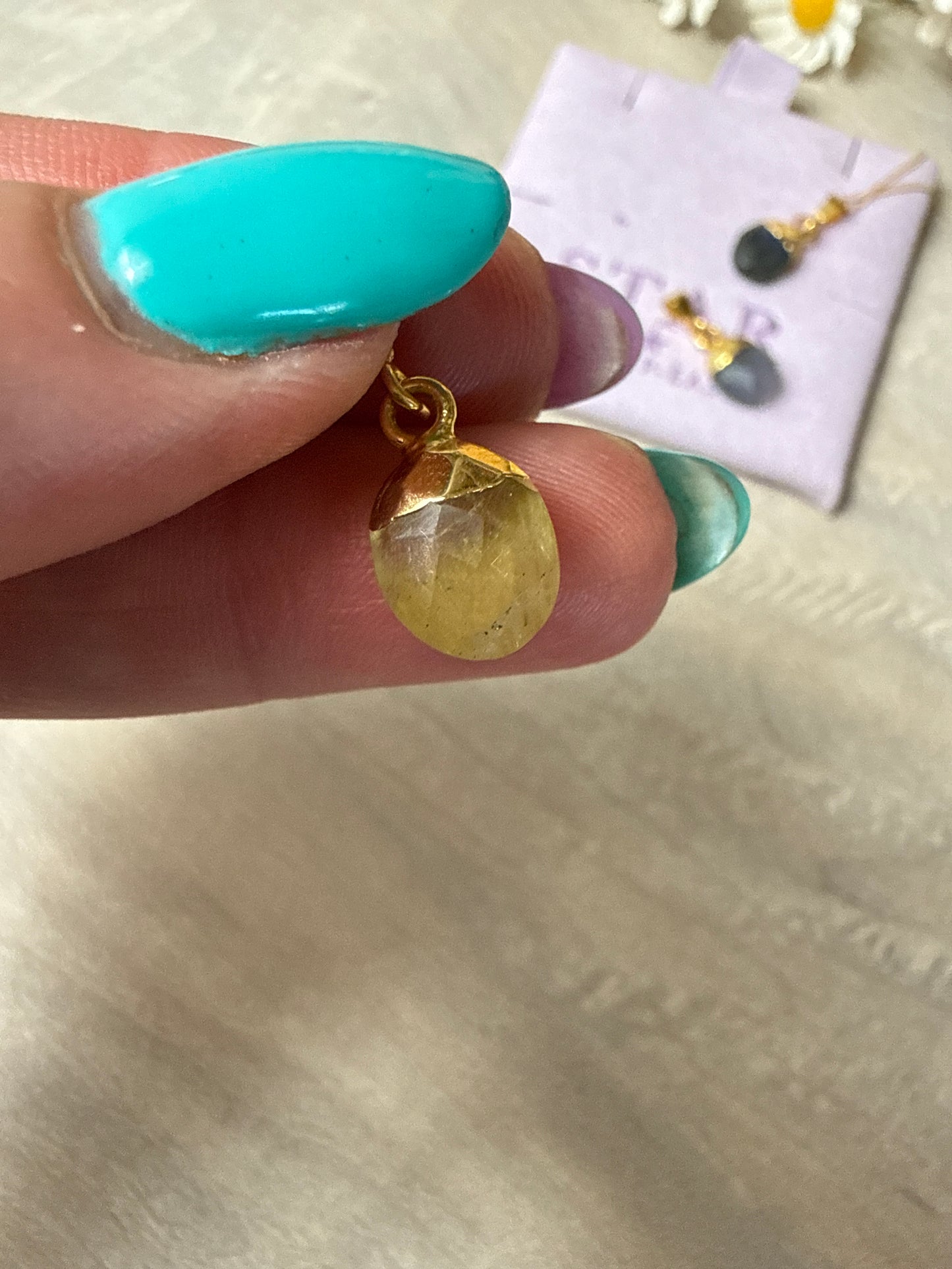 Facet Oval droplet 18K Gold Handmade Pendant