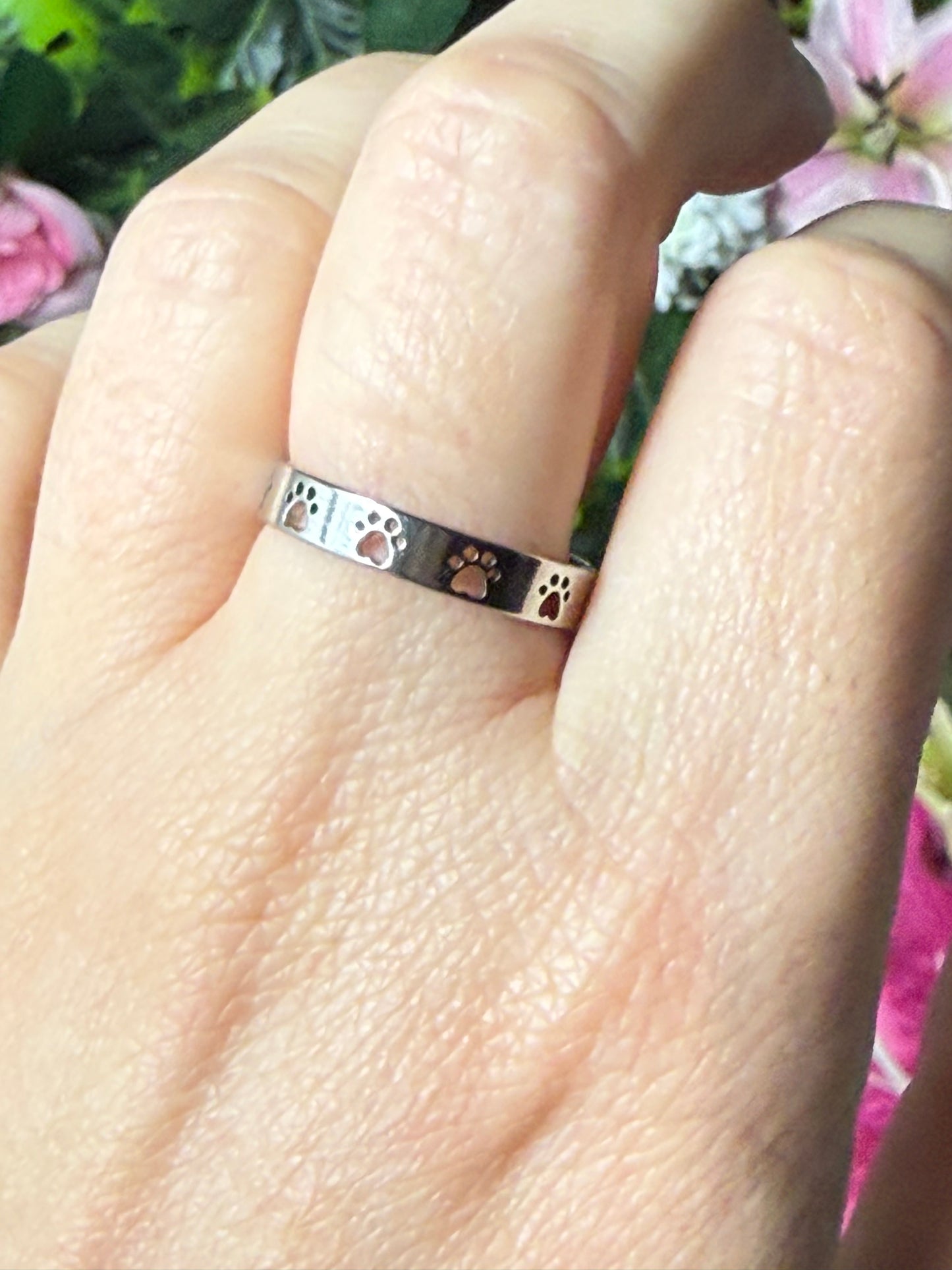 Paw Cutout Ring