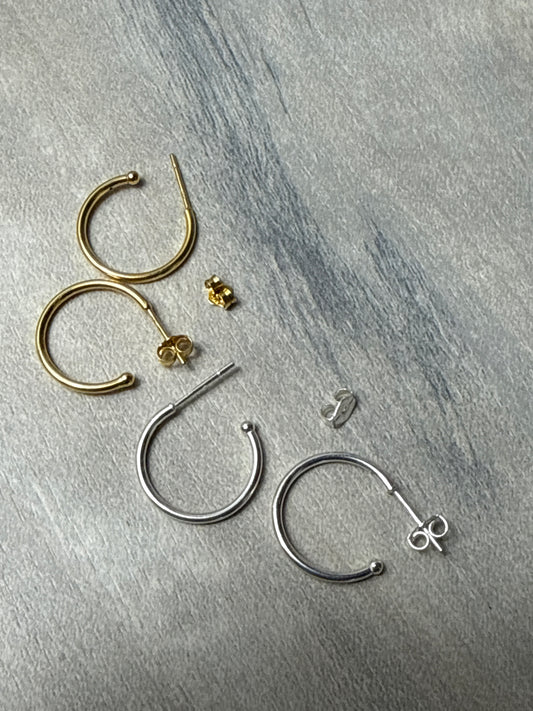 Scroll hoop stud earrings - 925 Sterling Silver & 18k gold