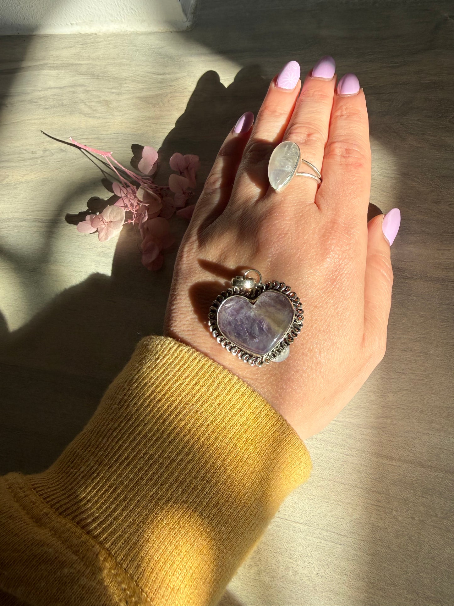 Amethyst Heart Pendant - Silver plated