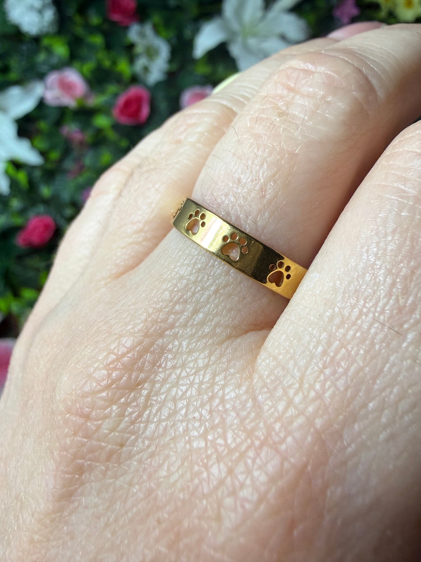 Paw Cutout Ring
