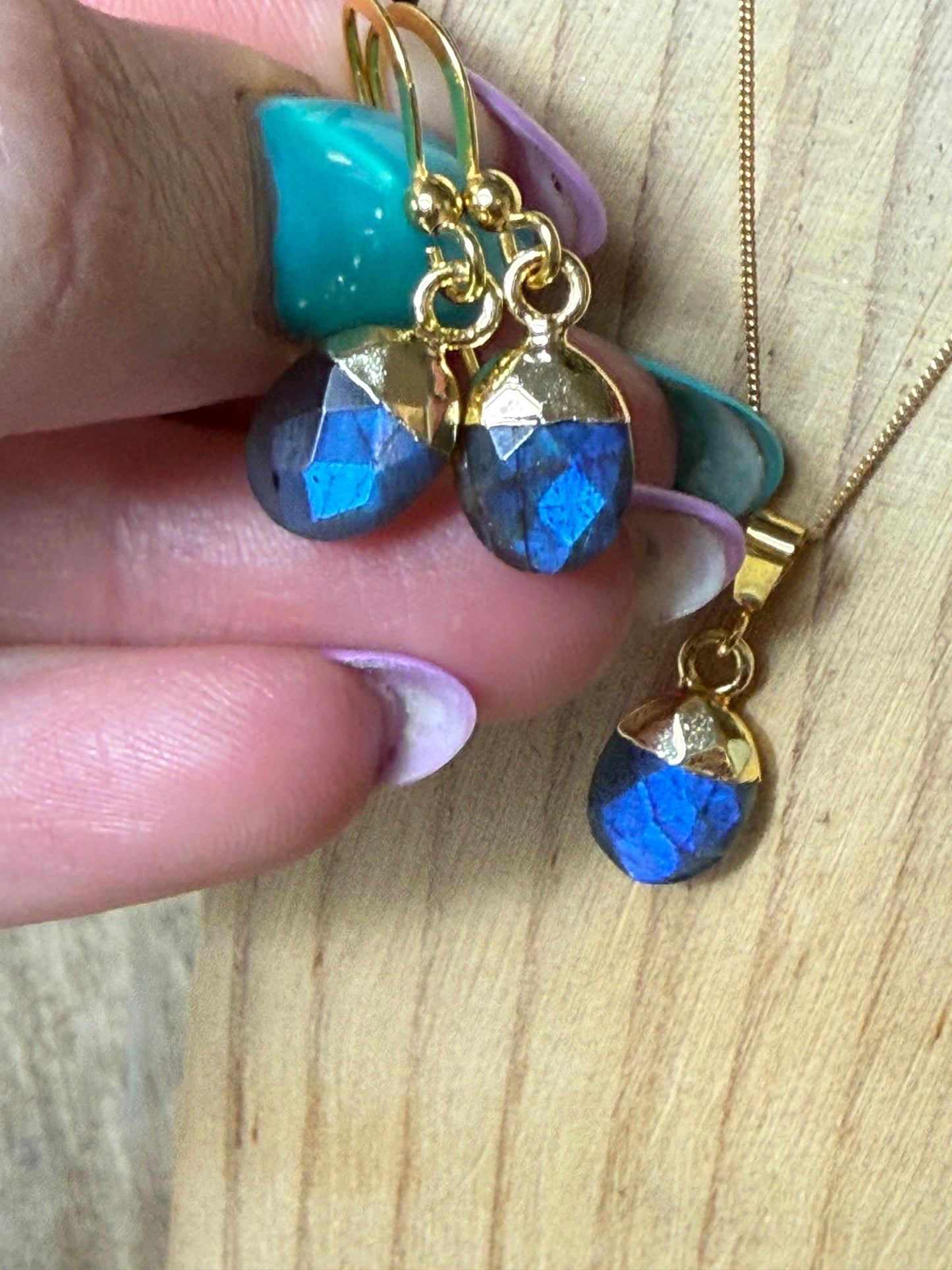 Lab Facet Earring & Necklace 18K Gold Set