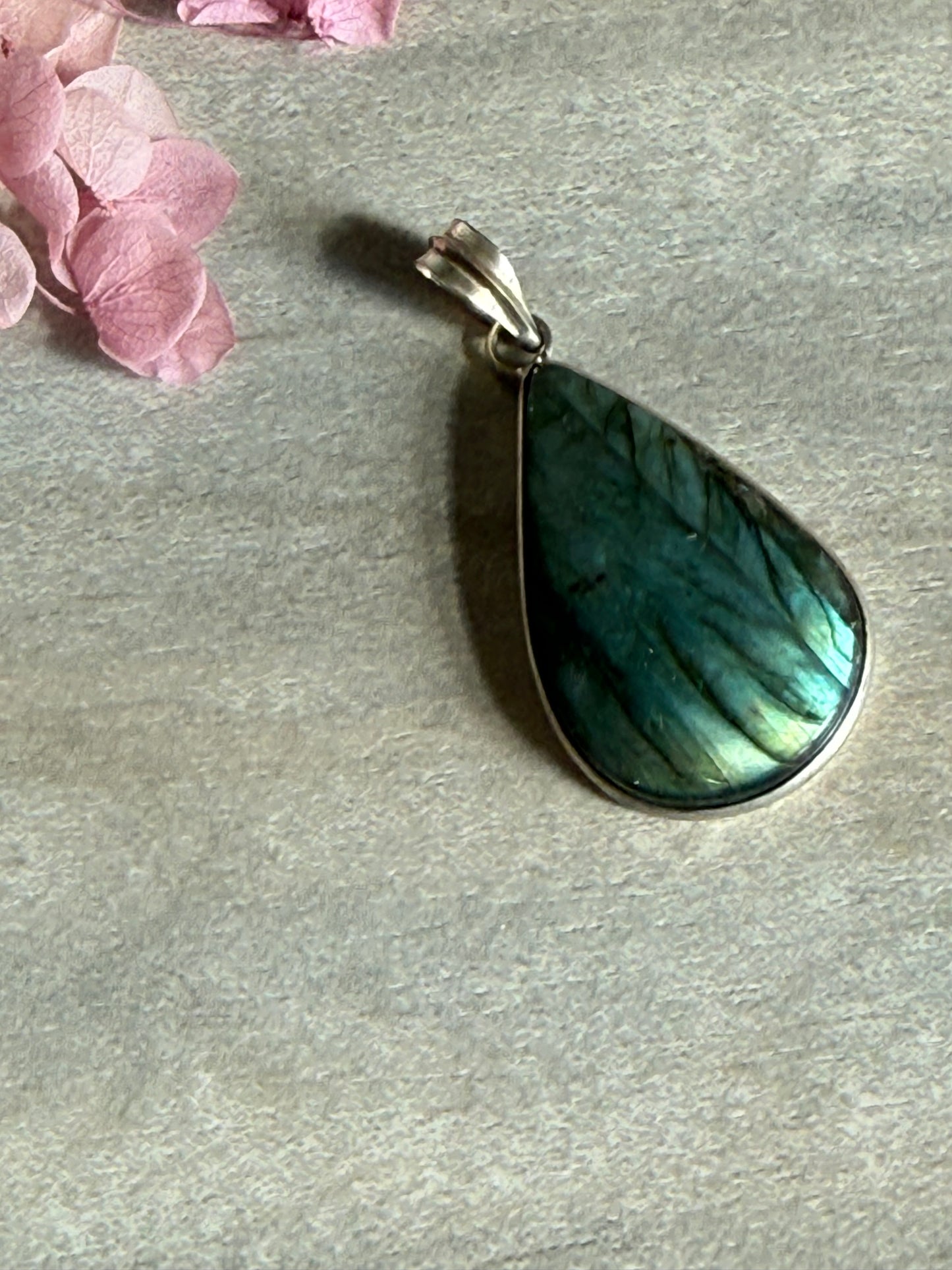 Labradorite Teardrop Pendant - Silver plated