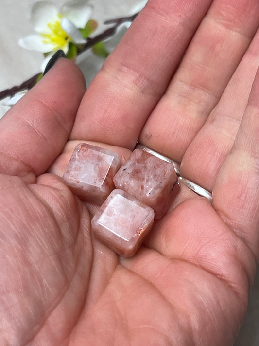 Sunstone Cube