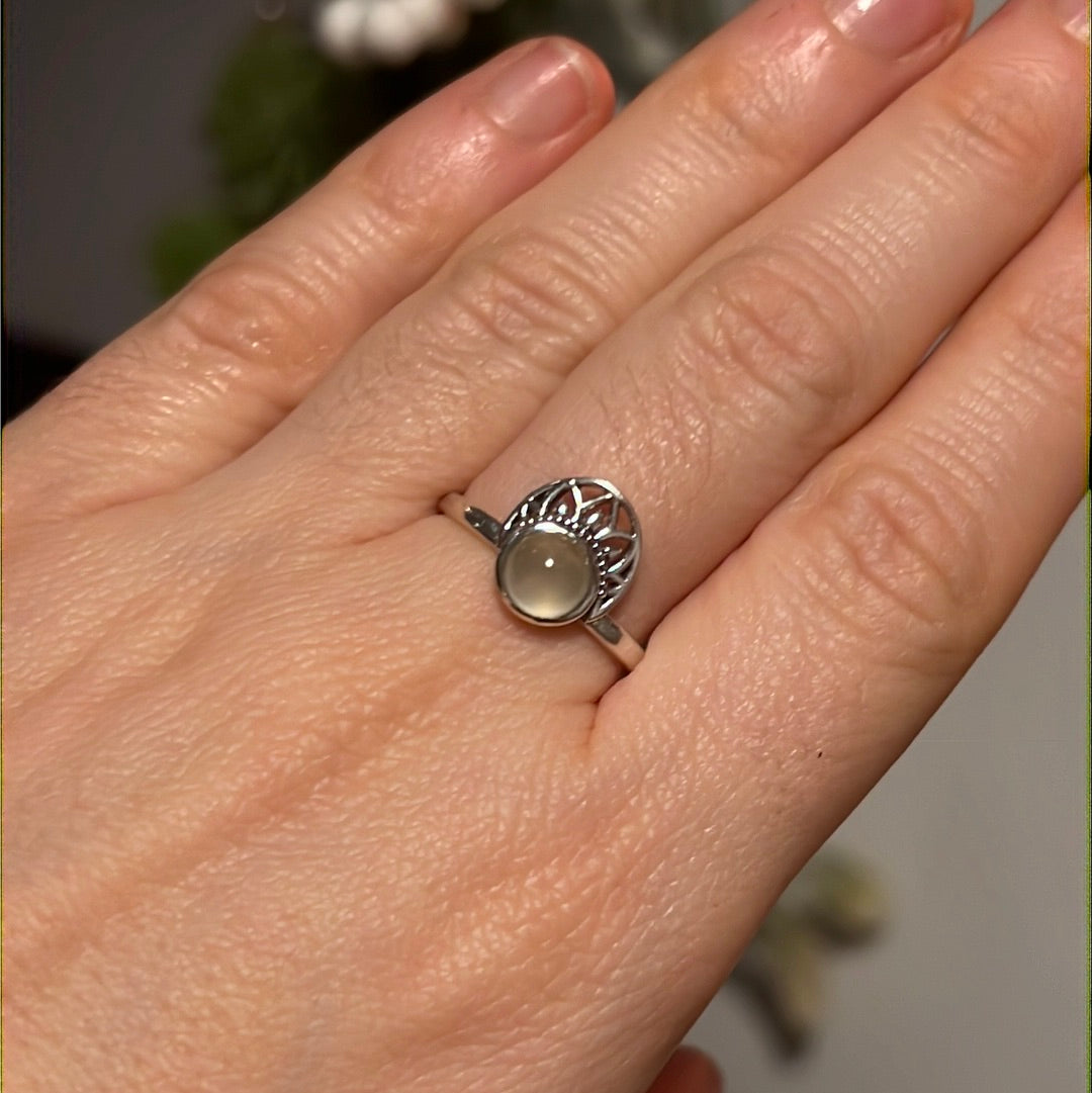 Prehnite Crown 925 Silver Ring -  Size P 1/2 - Q
