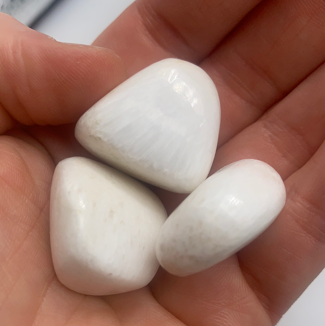 Scolecite Tumble Tumblestone