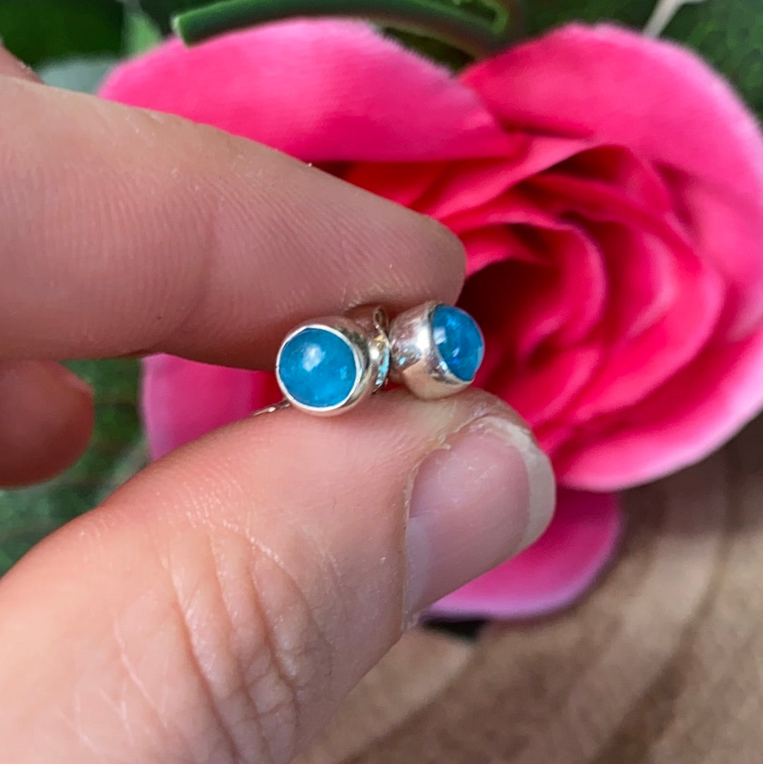 Apatite 925 Sterling Studs Earrings - A grade